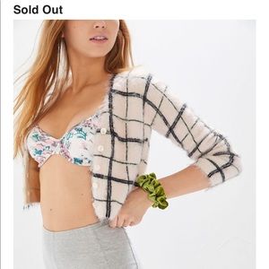 UO Cher Fuzzy Plaid Cropped Cardigan